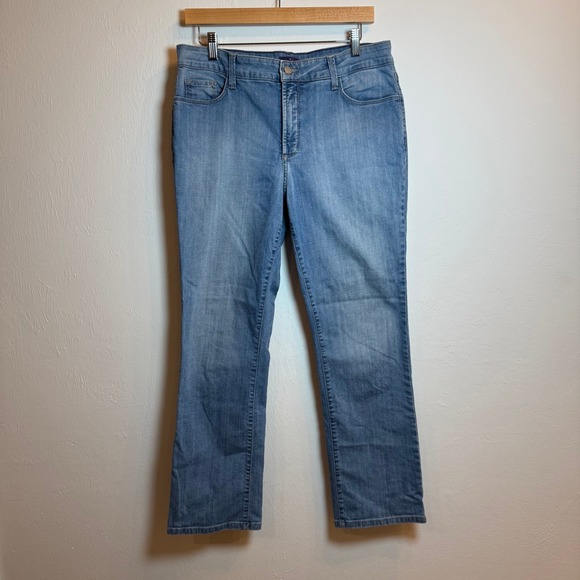 NYDJ Not Your Daughters Jeans Women's Blue Denim Bootcut Jeans - Soft Fabric - Picture 1 of 9